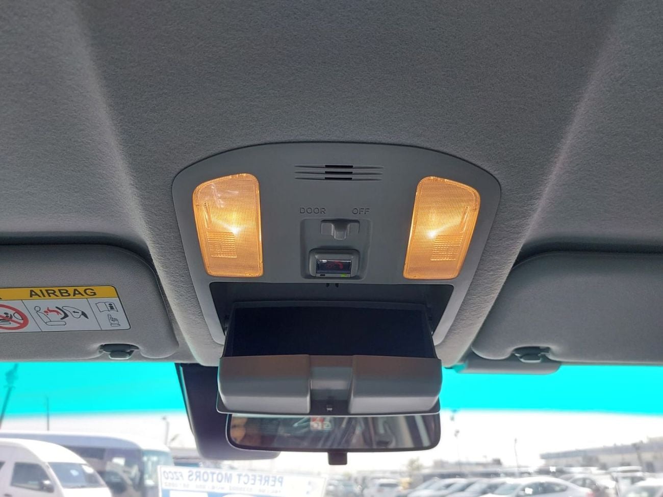 Toyota Hilux (RAMADAN OFFER) TOYOTA HILUX PICKUP RHD 2023 MODEL 2.8 L DIESEL AUTOMATIC(PM85171)