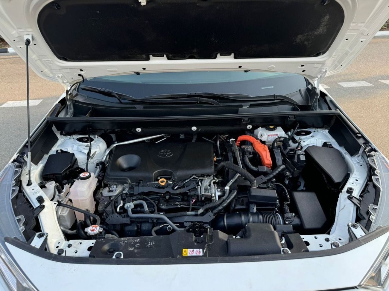 Toyota RAV4 2021 XLE HYBRID HEV SUNROOF FULL OPTION CANADA SPEC