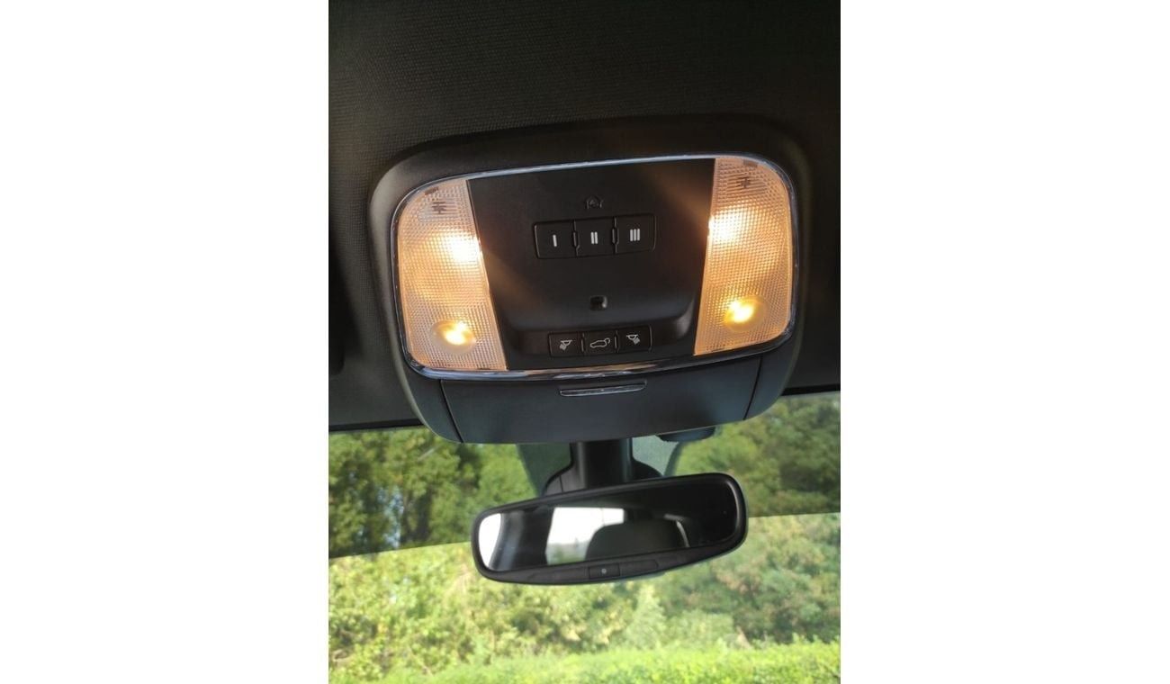 جيب جراند شيروكي exclusive 3.6L