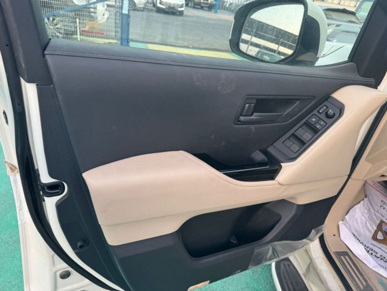 Toyota Land Cruiser GXR2 3.3L