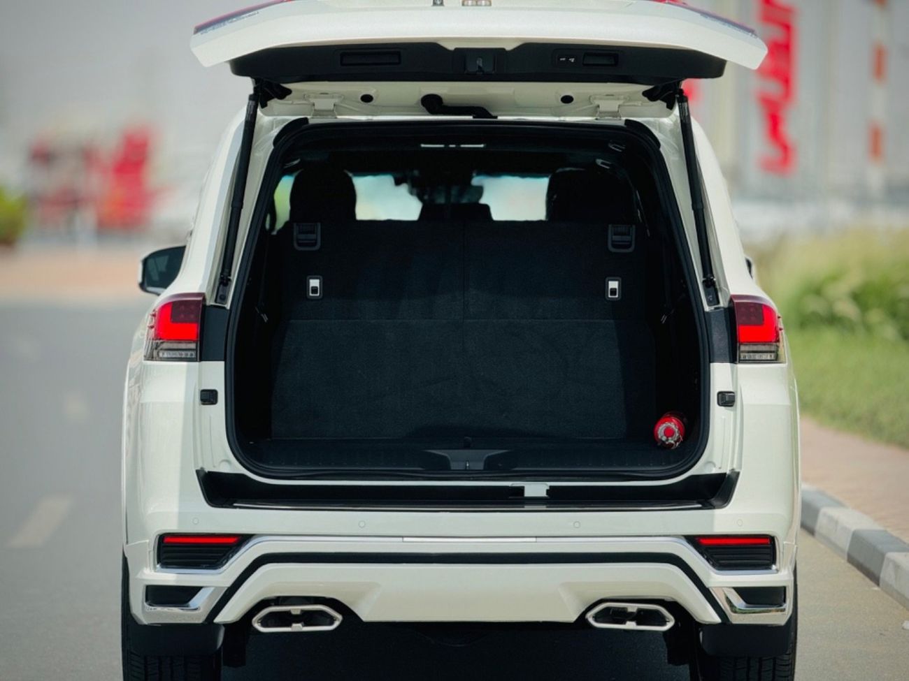 تويوتا لاند كروزر TOYOTA LAND CRUISER VXR TWIN-TURBO RIGHT HAND DRIVE DIESEL