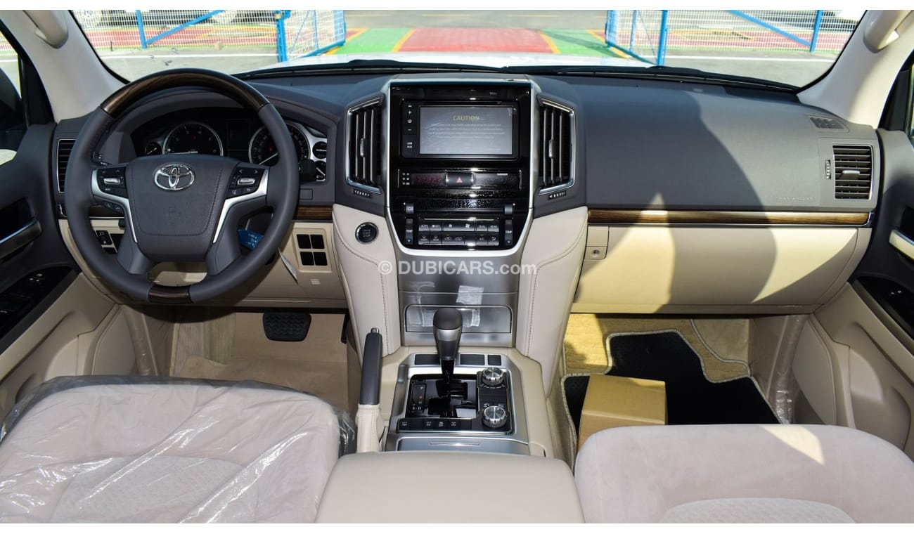 Toyota Land Cruiser VXR 5.7 V8