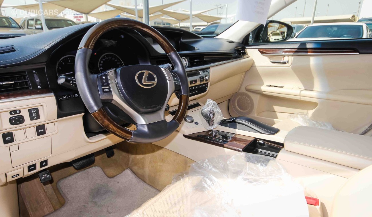 Lexus ES350