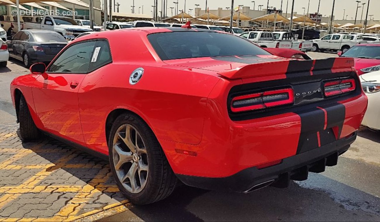 Dodge Challenger Hemi 5.7