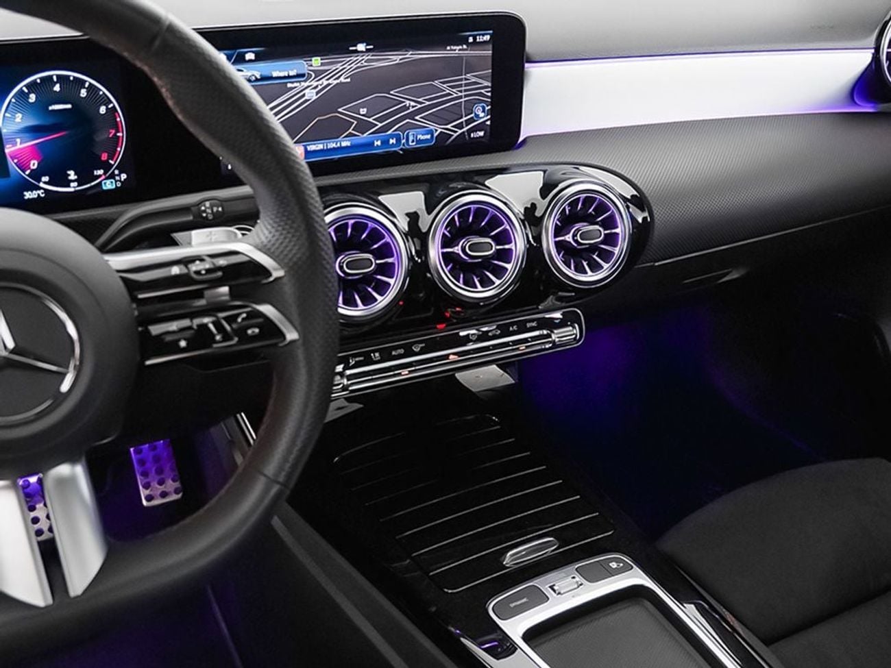 مرسيدس بنز A 200 AMG 2024 Mercedes Benz A200 AMG / Mercedes Warranty & Service Pack