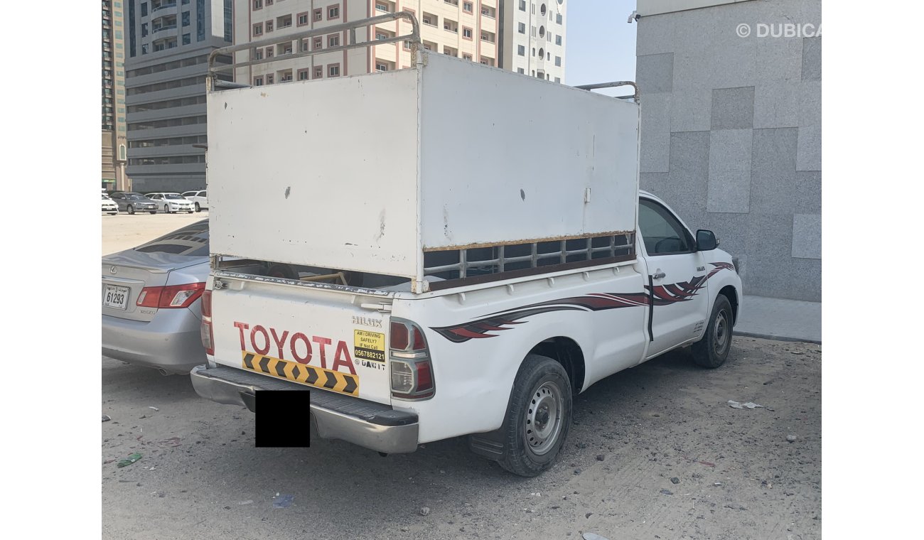 Toyota Hilux 2.0