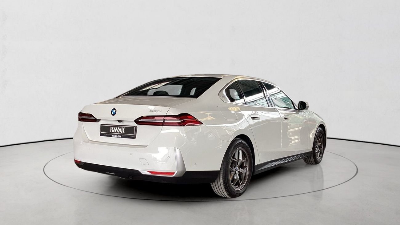 بي أم دبليو 520i 2.0 520I PURE AUTO | شامل الضمان | 0 ﺪﻔﻋﺓ ﺃﻮﻟﻯ