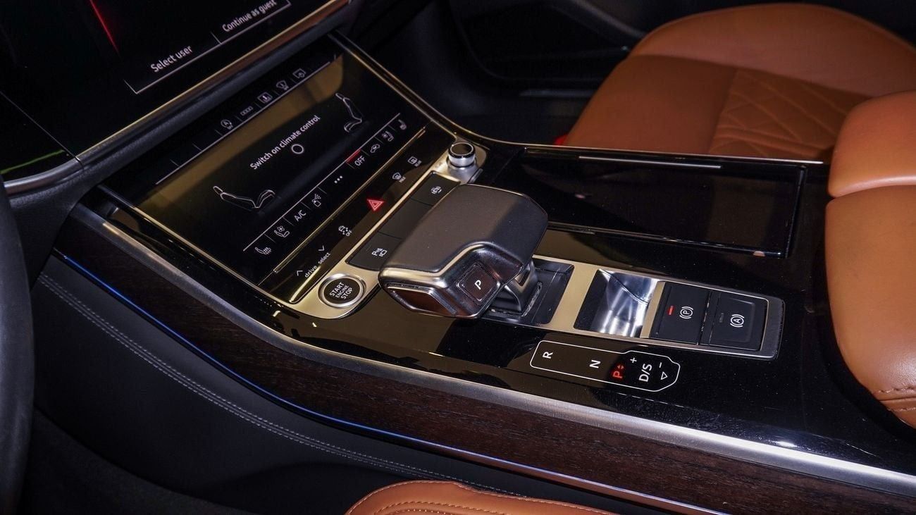 Audi A8 L 55 TFSI quattro 3.0L (335 HP)