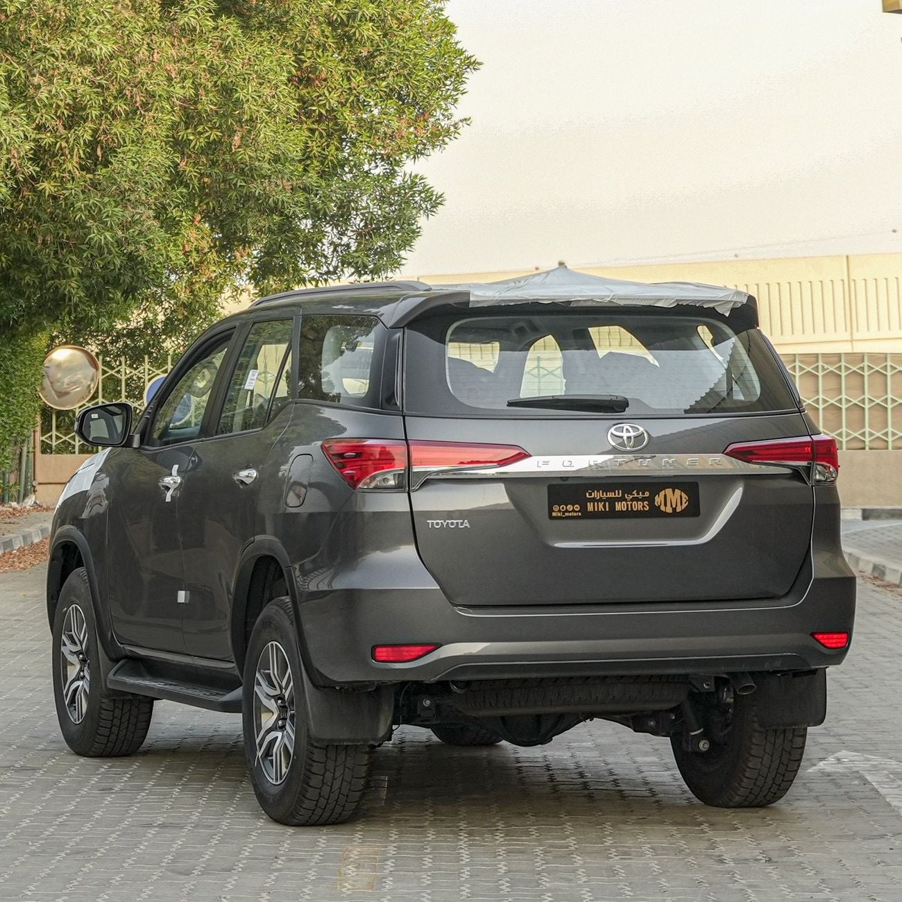 Toyota Fortuner 2.7 L | v4 | Petrol | Auto AC | Export Only