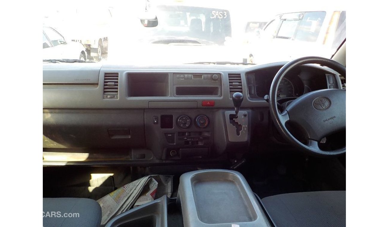 Toyota Hiace 2005