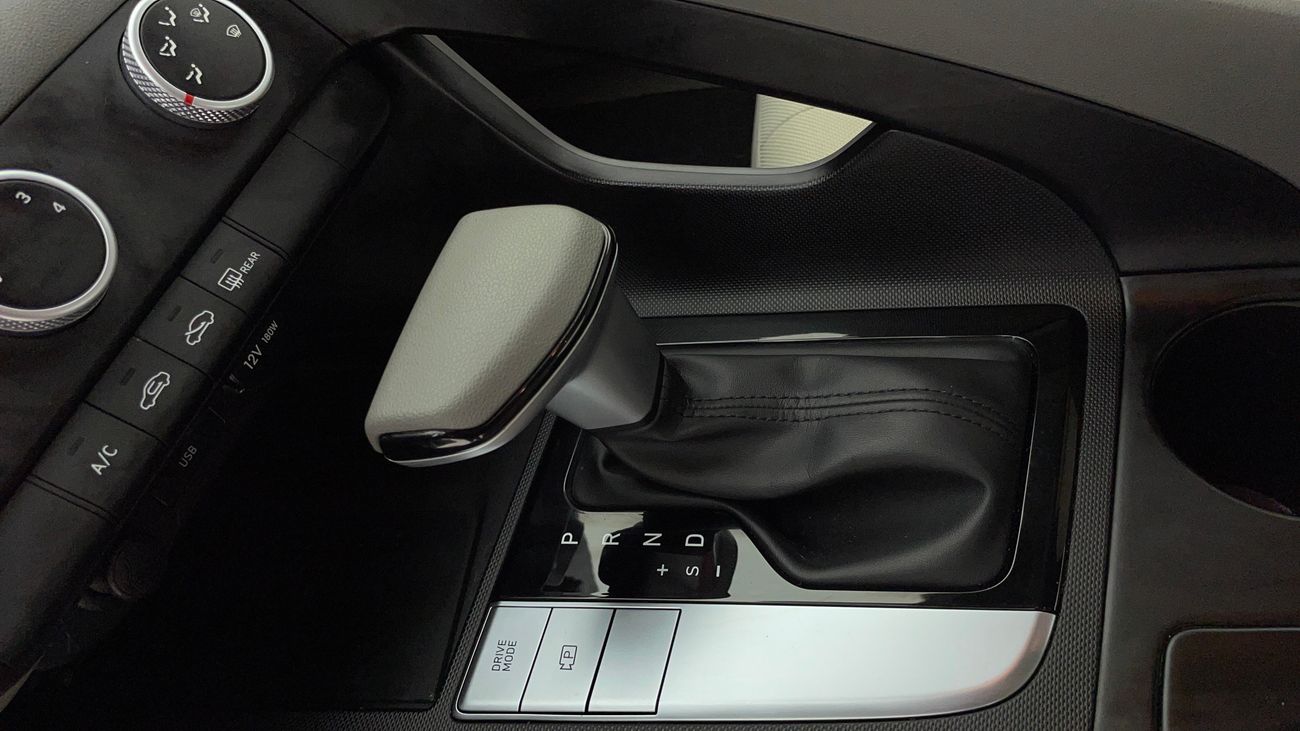 هيونداي إلانترا SMART 1.6 | بدون دفعة مقدمة | اختبار القيادة في المنزل