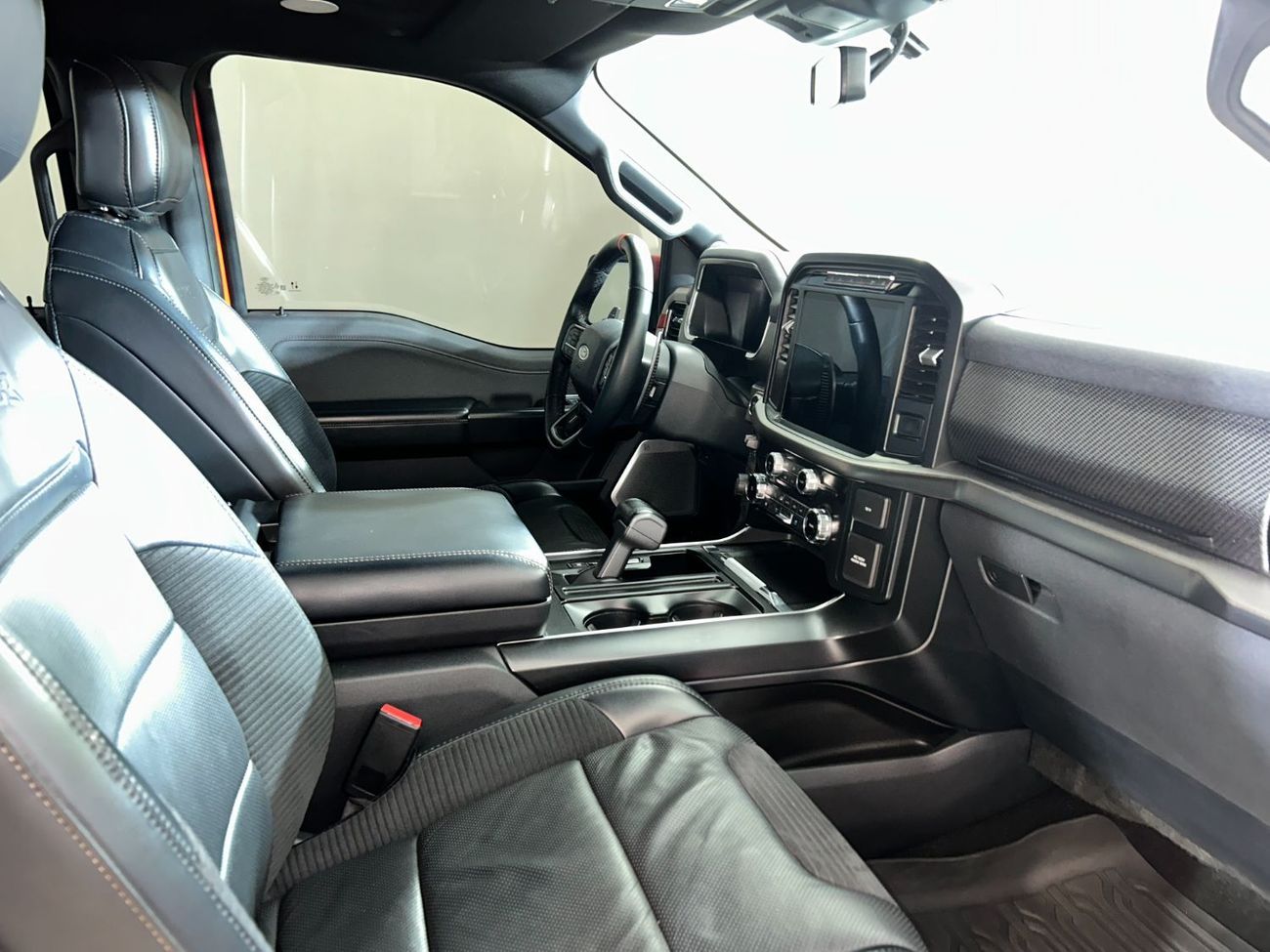 Ford F-150 RP1622 F150 RAPTOR / AL TAYER MOTORS / AL QOUZ SHOWROOM
