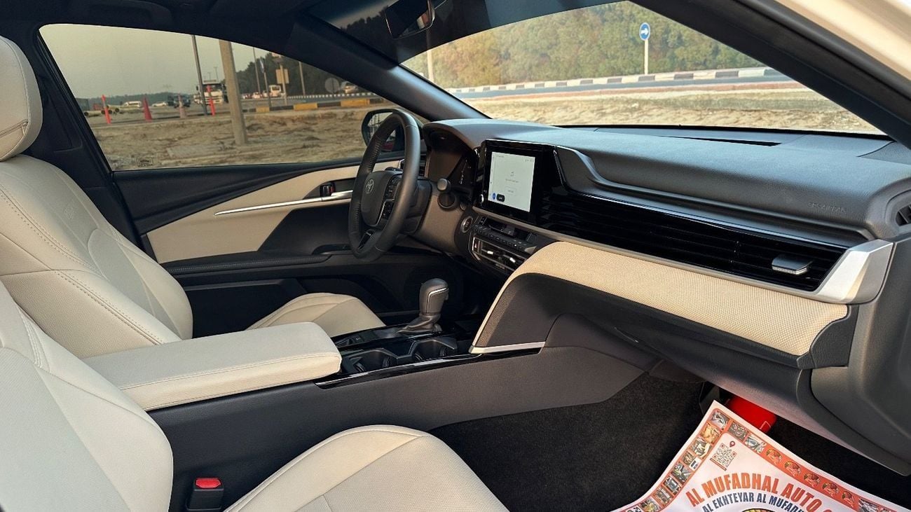 تويوتا كامري GLE 2.5L