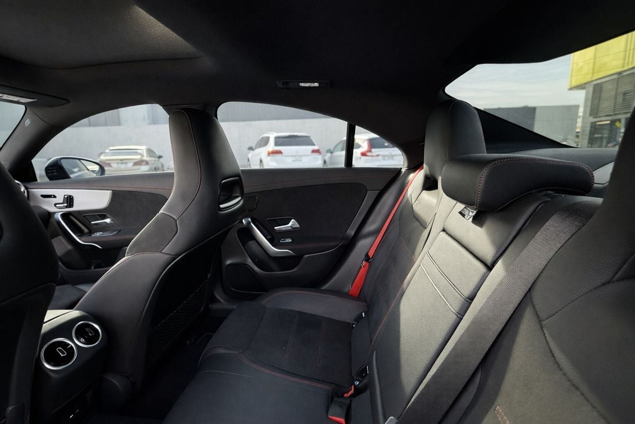 Mercedes-Benz CLA 35 AMG