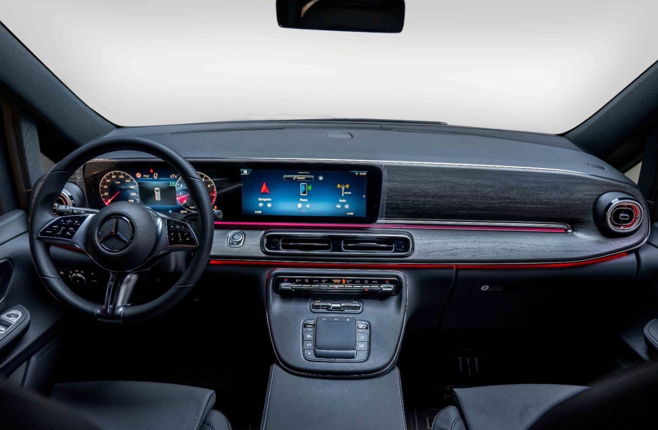 Mercedes Benz V300 AVANTGARDE 2025 Mercedes-Benz V-Class V 300 GCC Specs