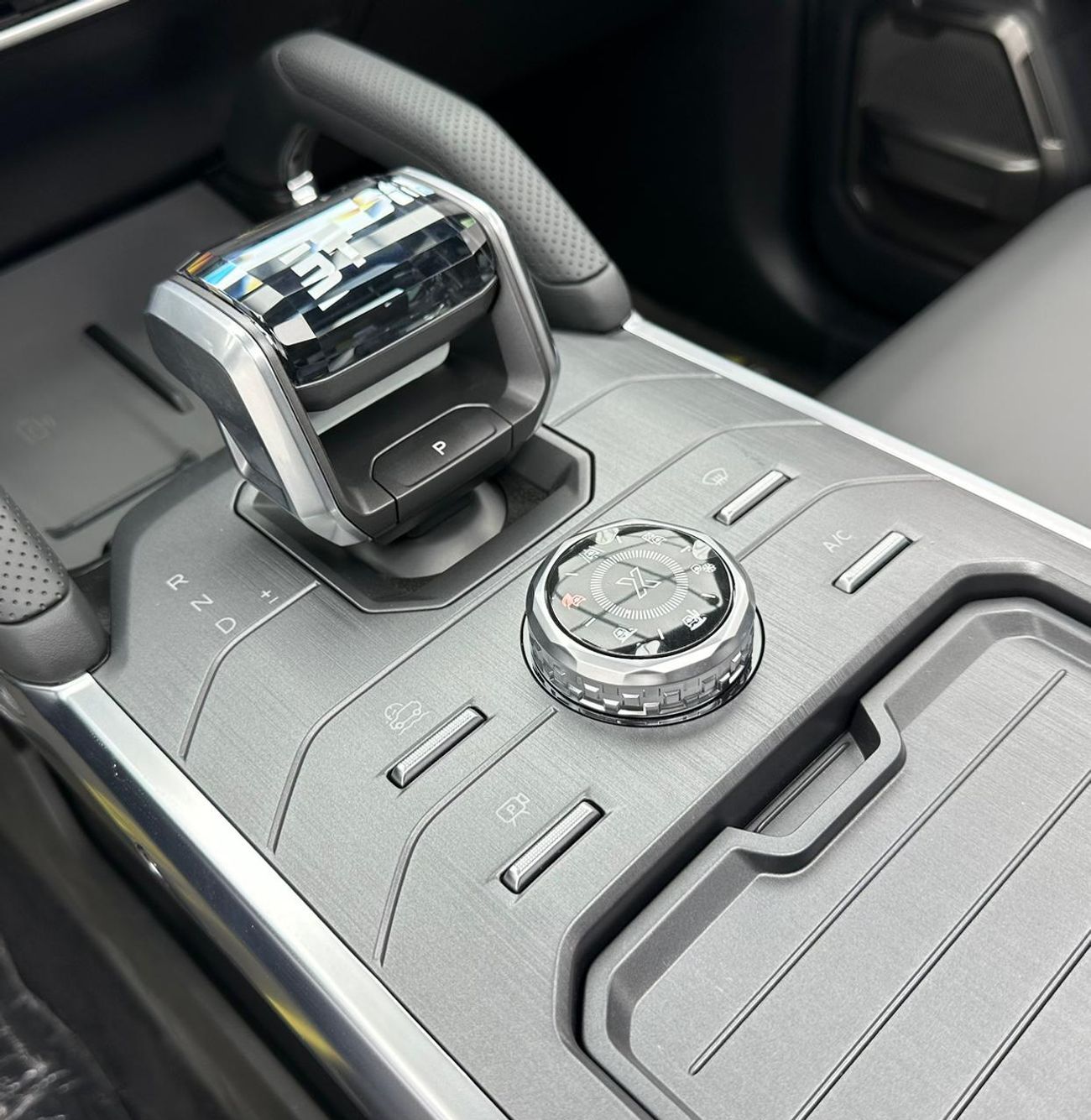 Jetour T2 2025 Jetour T2 Travel Plus, Defender Kit, Brand New, 1 Year Warranty Unlimited, Excellent Condition