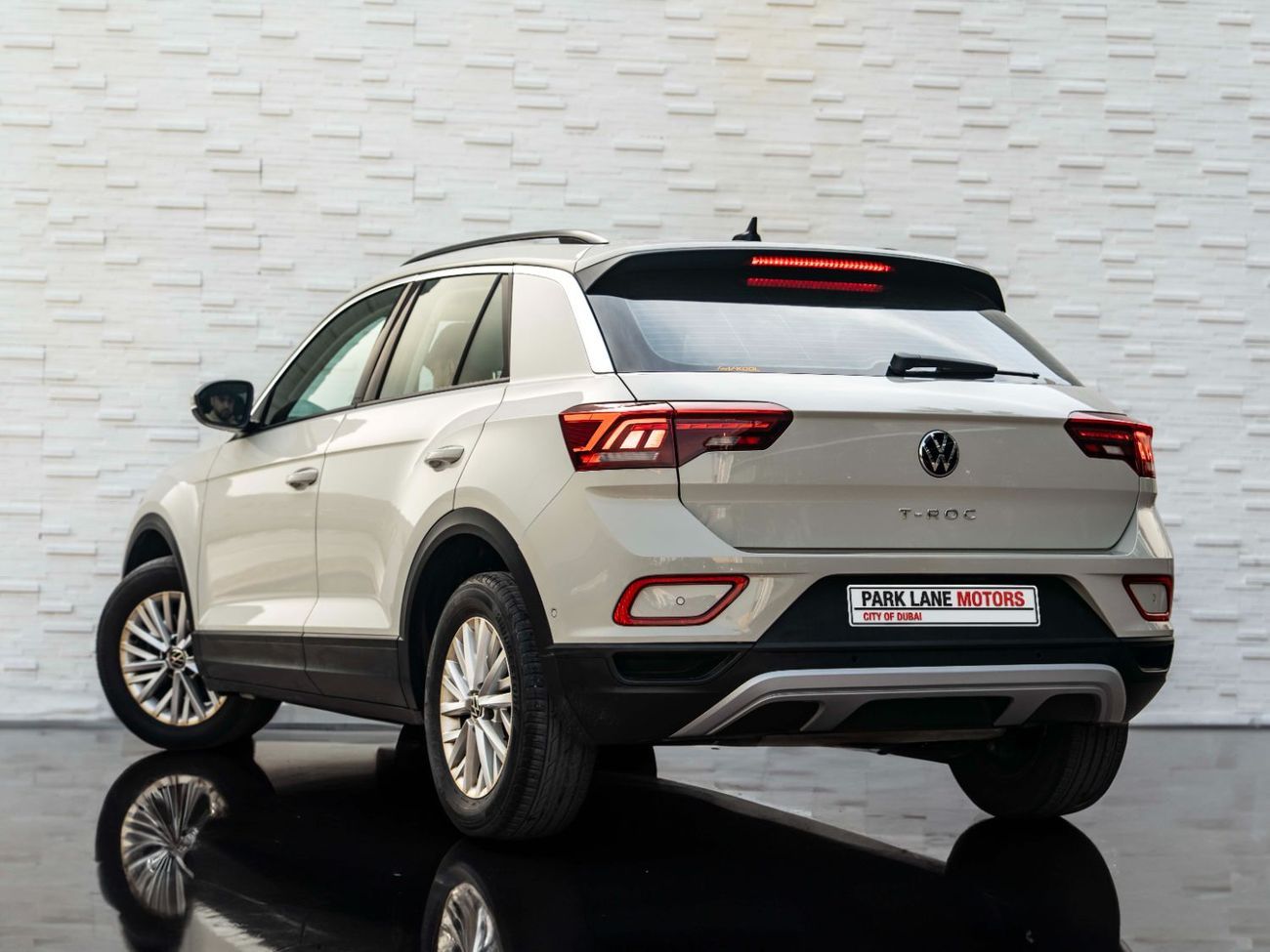 فولكس واجن T ROC Life 1.4L