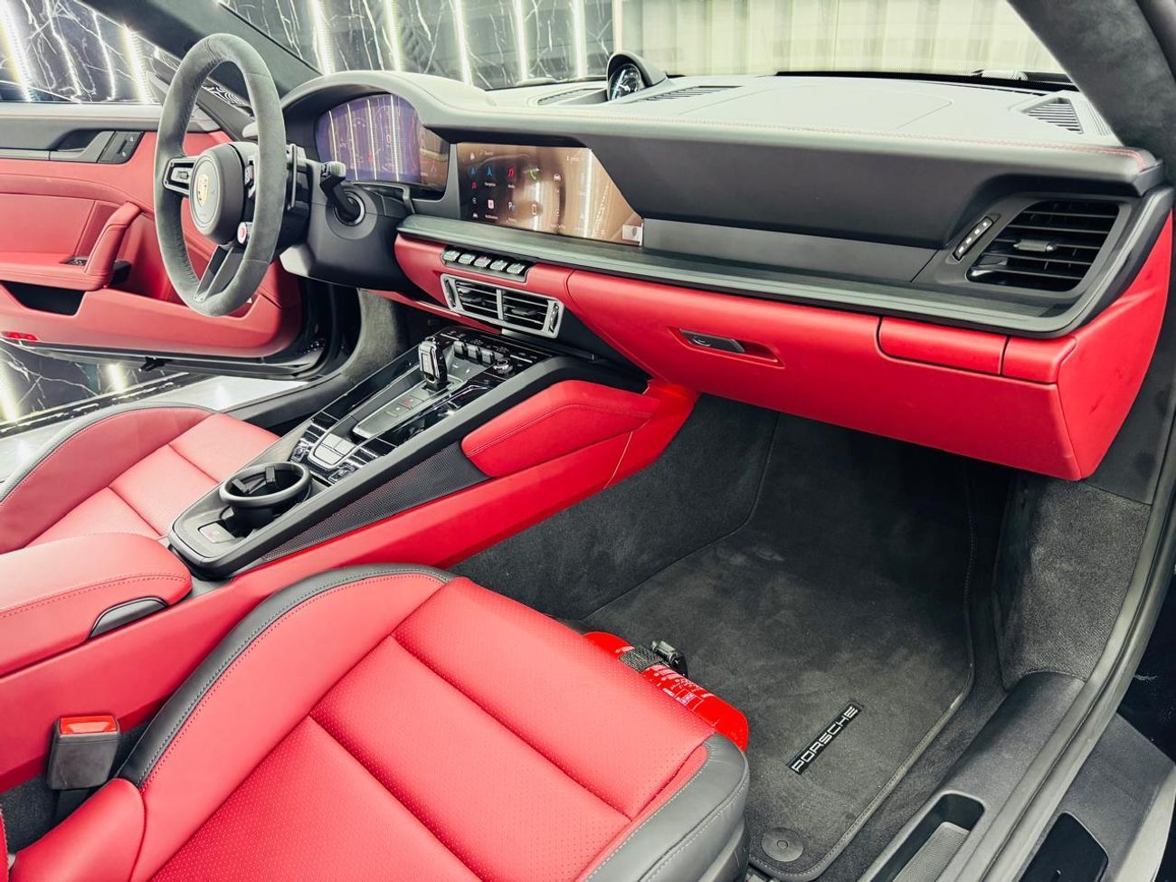 بورش 911 Carrera GTS 3.6L (532 HP) Coupe 2025 Porsche 911, 2027 Porsche Warranty, Sport Chrono Package, Very