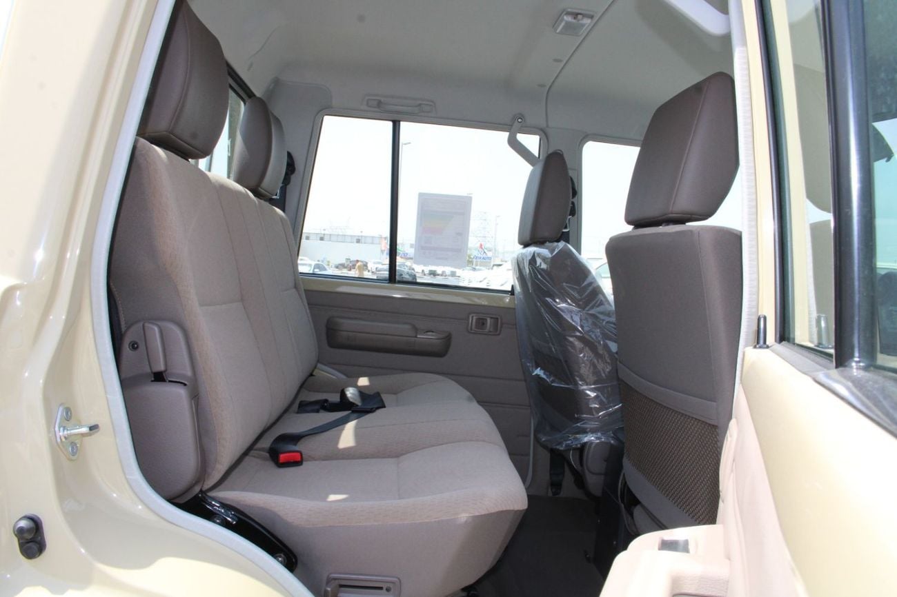 Toyota Land Cruiser Pickup 70 STD E AUTO