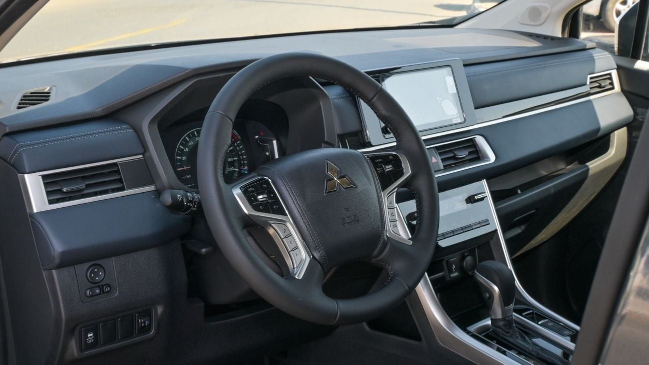 ميتسوبيشي إكسباندر كروس Brand New Mitsubishi Xpander Cross 2025 1.5L AT FWD|Grey/Black|XPANDER-CR-25| FOR EXPORT ONLY