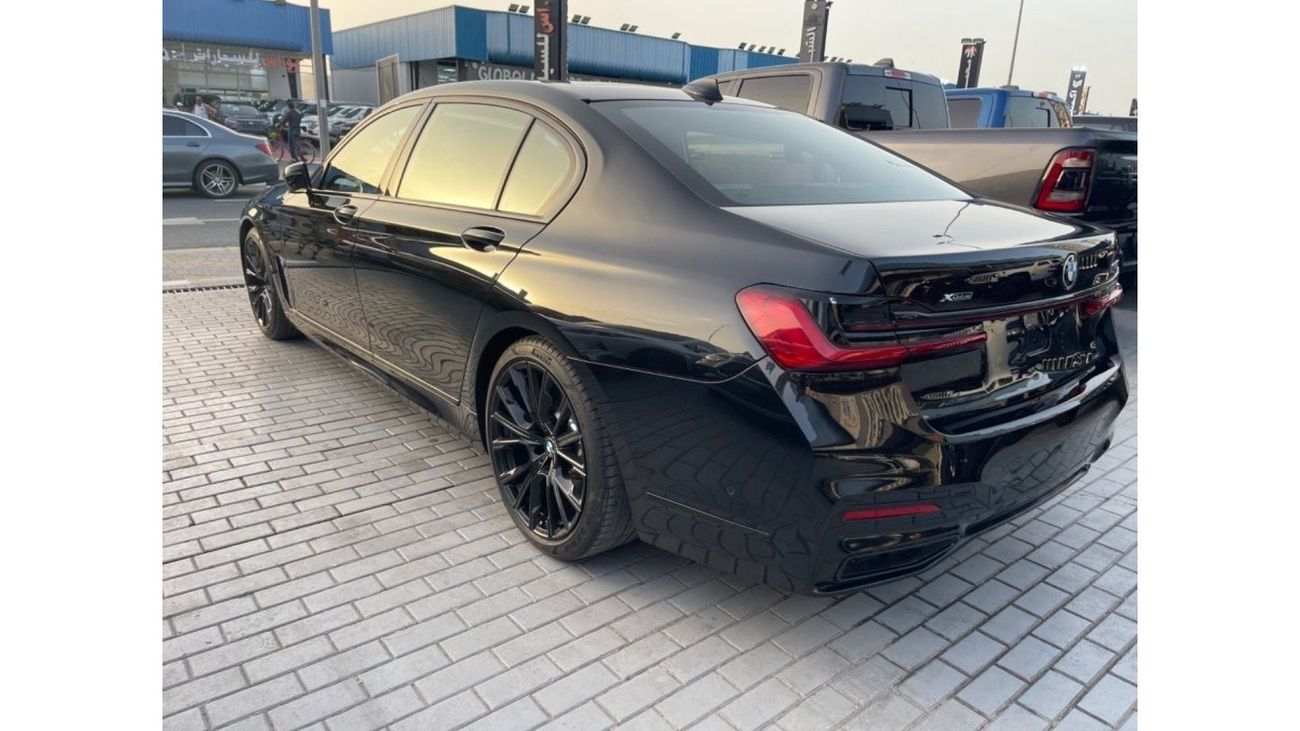 بي أم دبليو 750Li xDrive