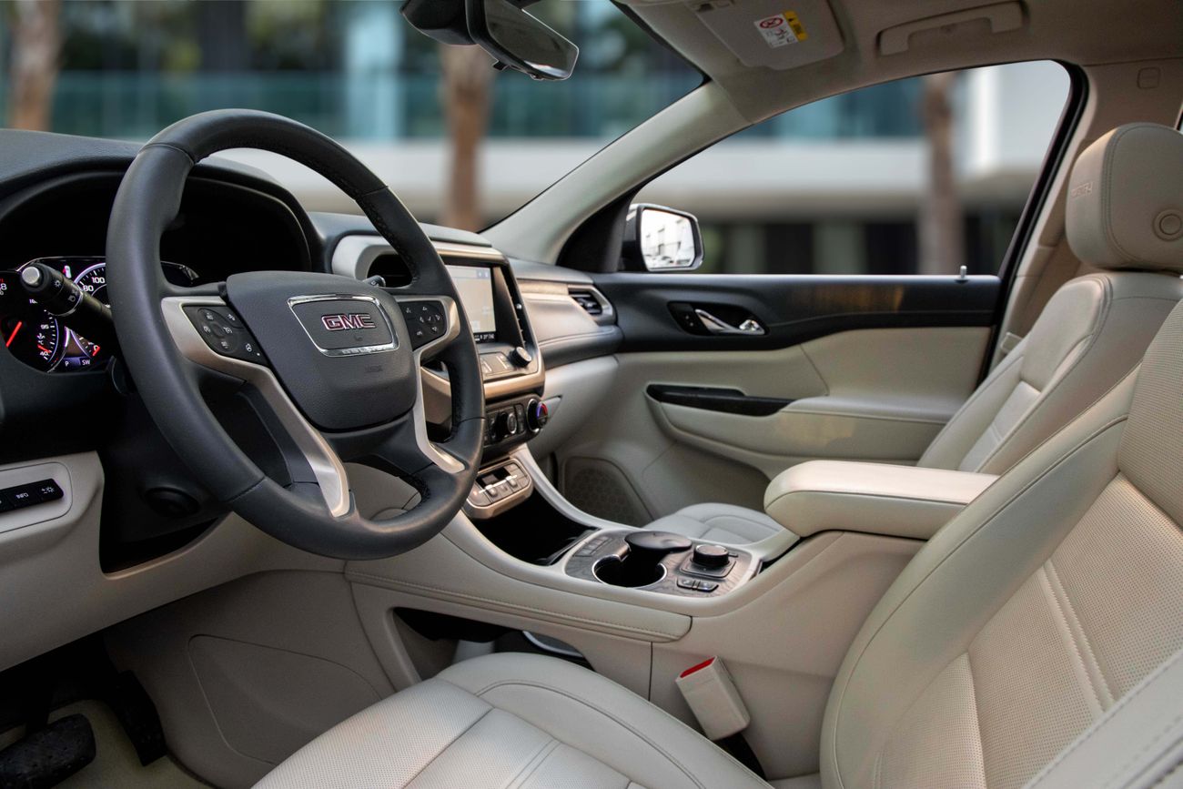 GMC Acadia Acadia Denali | 2,350 P.M | 0% Downpayment | GMC Acadia Denali | Full Option | Agency Warranty & Ser