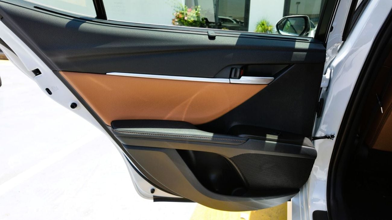 تويوتا كامري Toyota Camry Lumiere HEV 2026