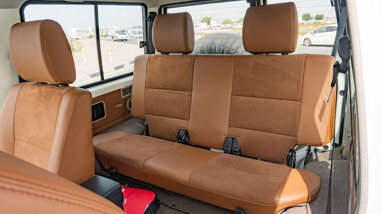 تويوتا لاند كروزر 70 2026 Toyota Land Cruiser LC71 2.8L AT Diesel Full option (White)