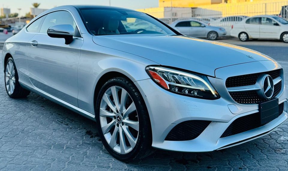 Mercedes Benz C300 STD (NON GCC)