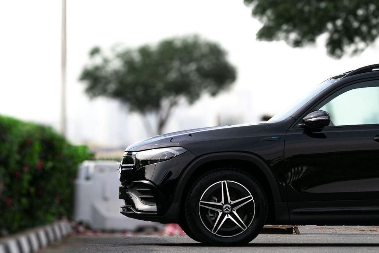 Mercedes-Benz EQB 300 Mercedez Benz EQB 300 2023 | 143000 EXPORT PRICE