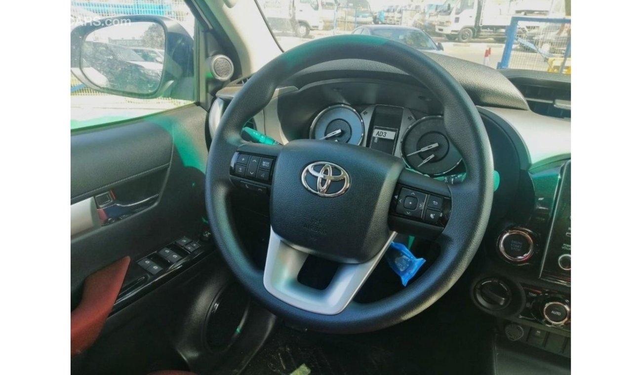 Toyota Hilux 2.7  automatic   double ac  push start  full option