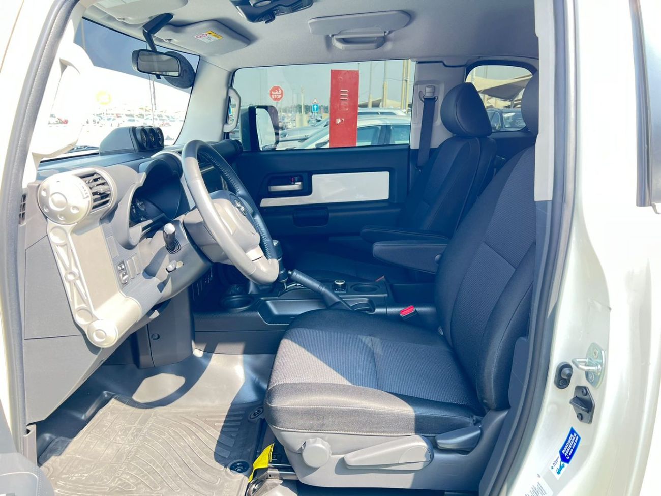 Toyota FJ Cruiser TOYOTA FJ CRUISER 2022 Std 4.0L (270 HP)/V6