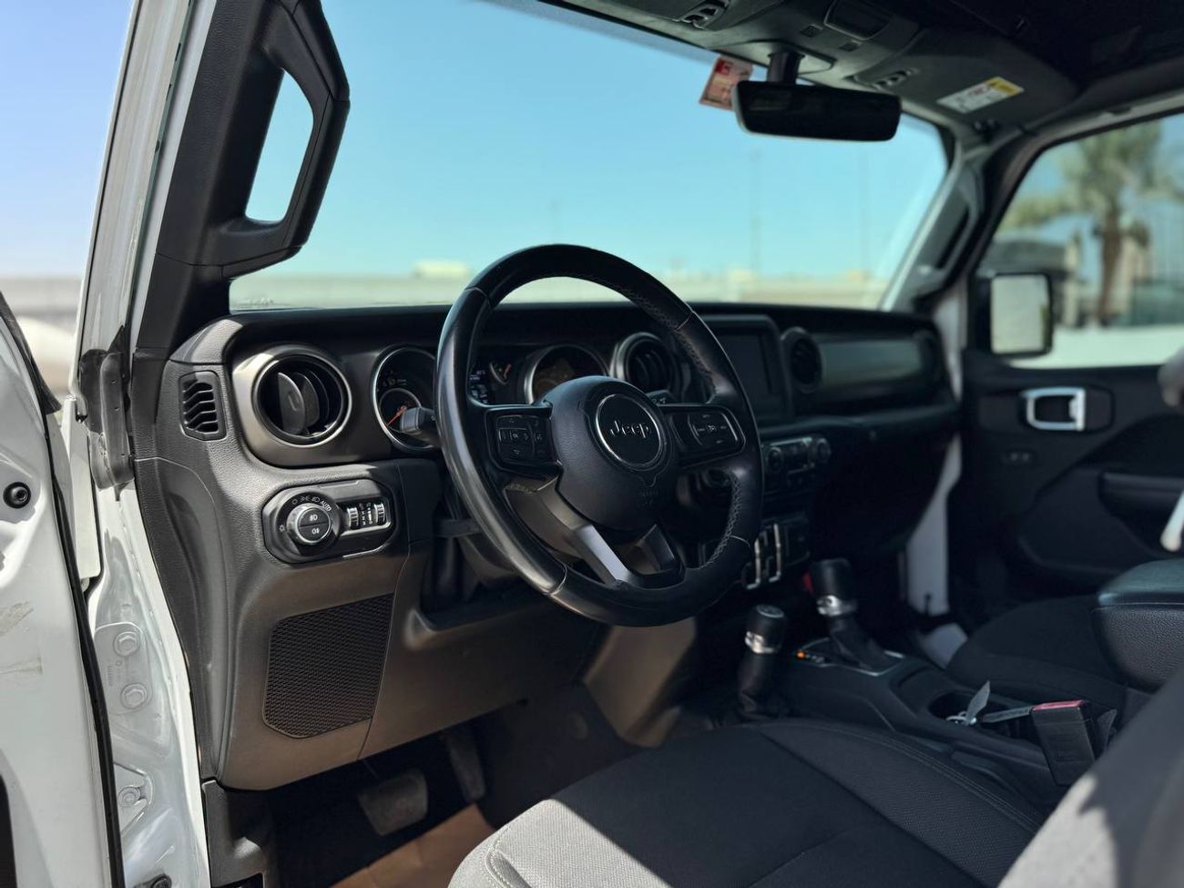 جيب رانجلر Unlimited Sport 3.6L A/T