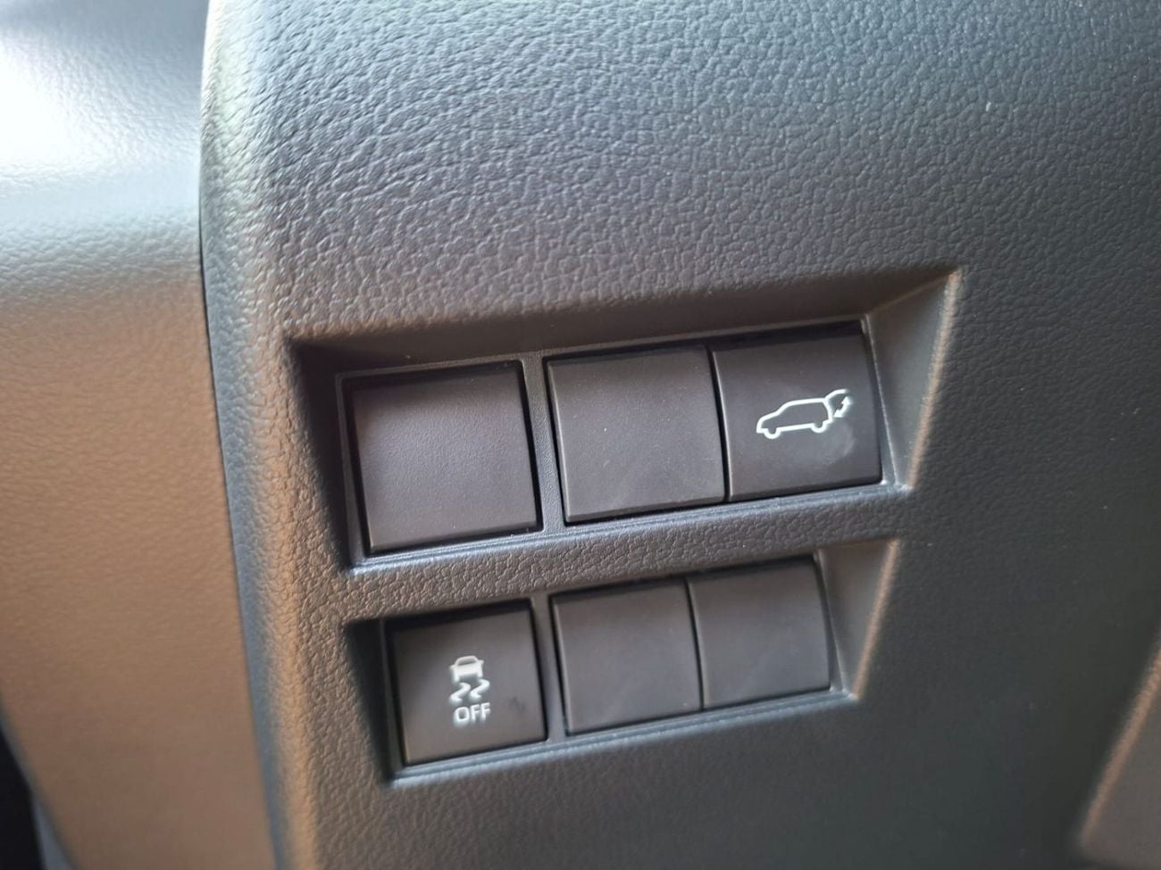 تويوتا لاند كروزر Toyota Land Cruiser VX 3.5L 2025 BLACK