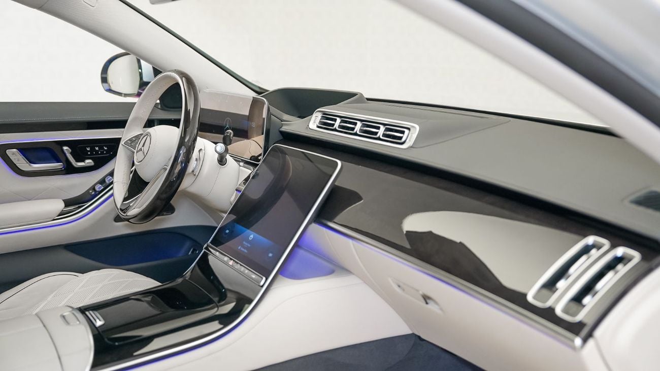 مرسيدس بنز S 500 AMG Line | Special Offer | AED 5,881 PM | Low Kilometer |