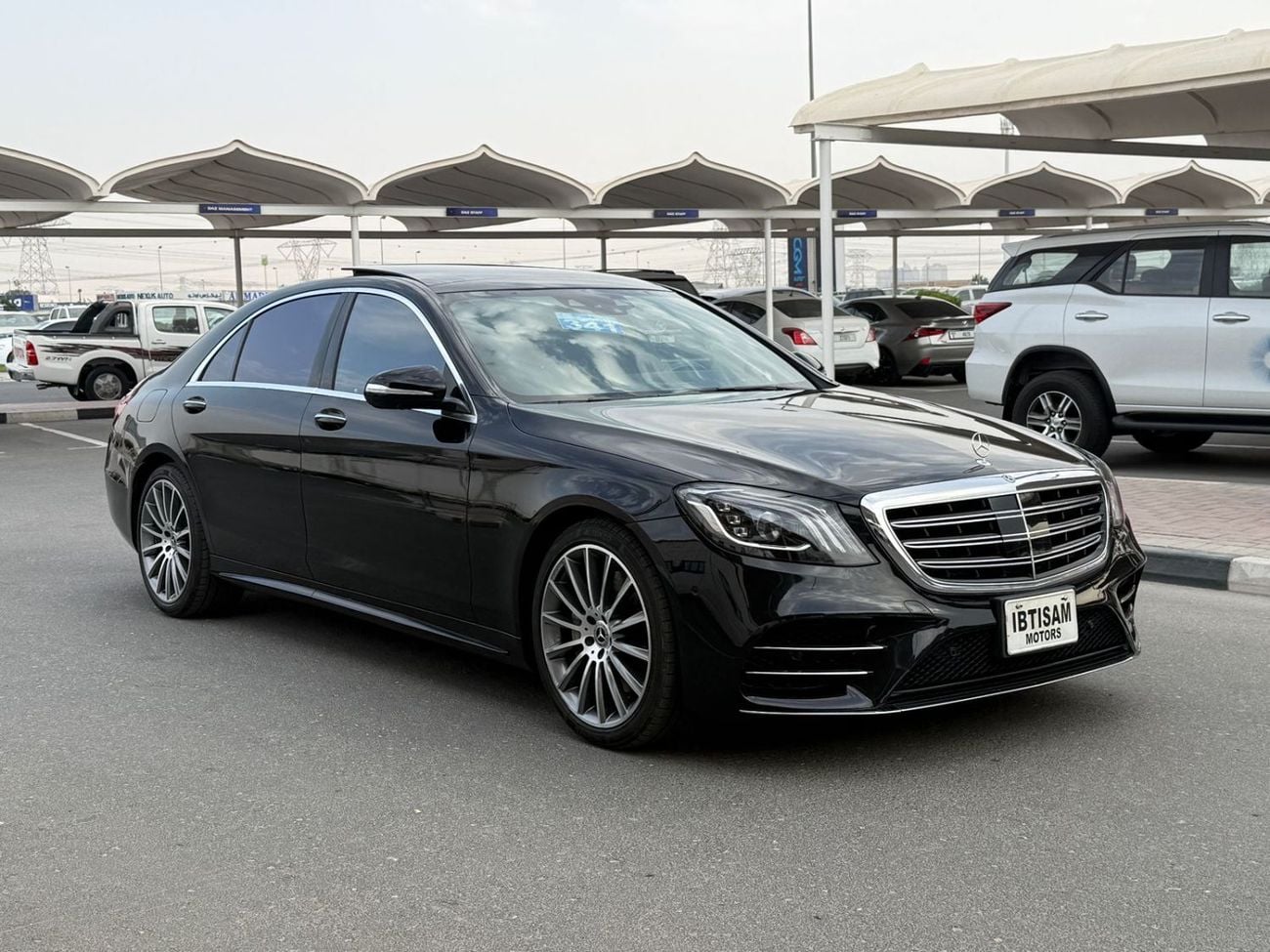 مرسيدس بنز S 560 Std 4.0L