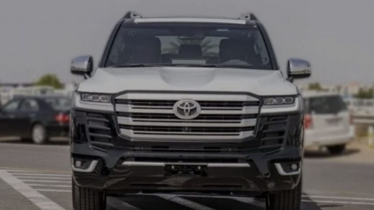 Toyota Land Cruiser VXR 3.5L PETROL 2023