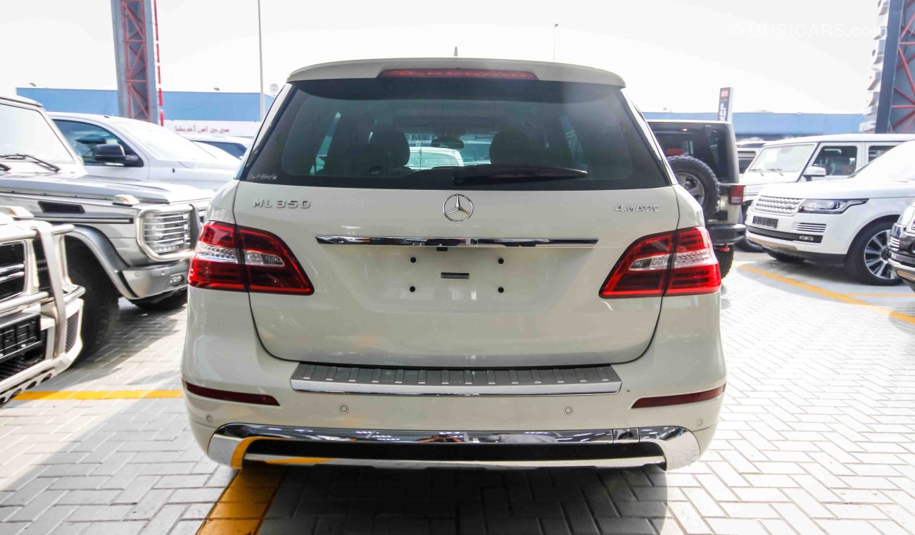 Mercedes-Benz ML 350 GCC Specs