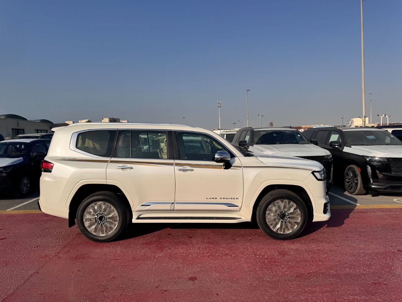 تويوتا لاند كروزر VX 3.5L