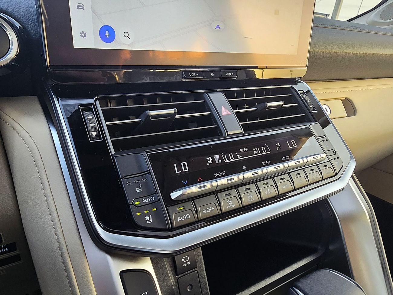 Toyota Land Cruiser Toyota Land Cruiser VXR 4.0l A/T 4WD With radar GCC Black color 2026 Model