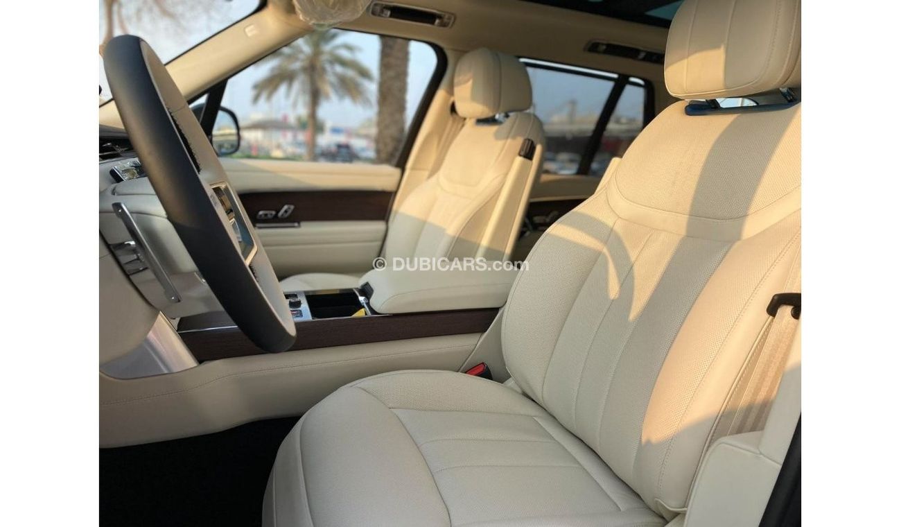 Land Rover Range Rover BLUE COLOR**2023**GCC SPEC UNDER WARRANTY AND SERVICE CONTRACT