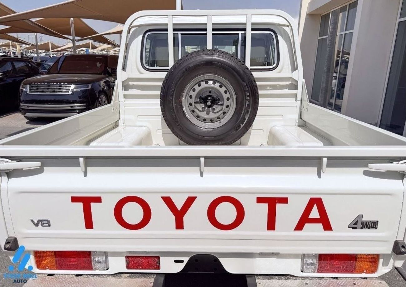 Toyota Land Cruiser Pick Up Series LC 79 Pick Up 4WD / 4.5L Diesel MT / 4 Doors / Export Only 2024 Model Year