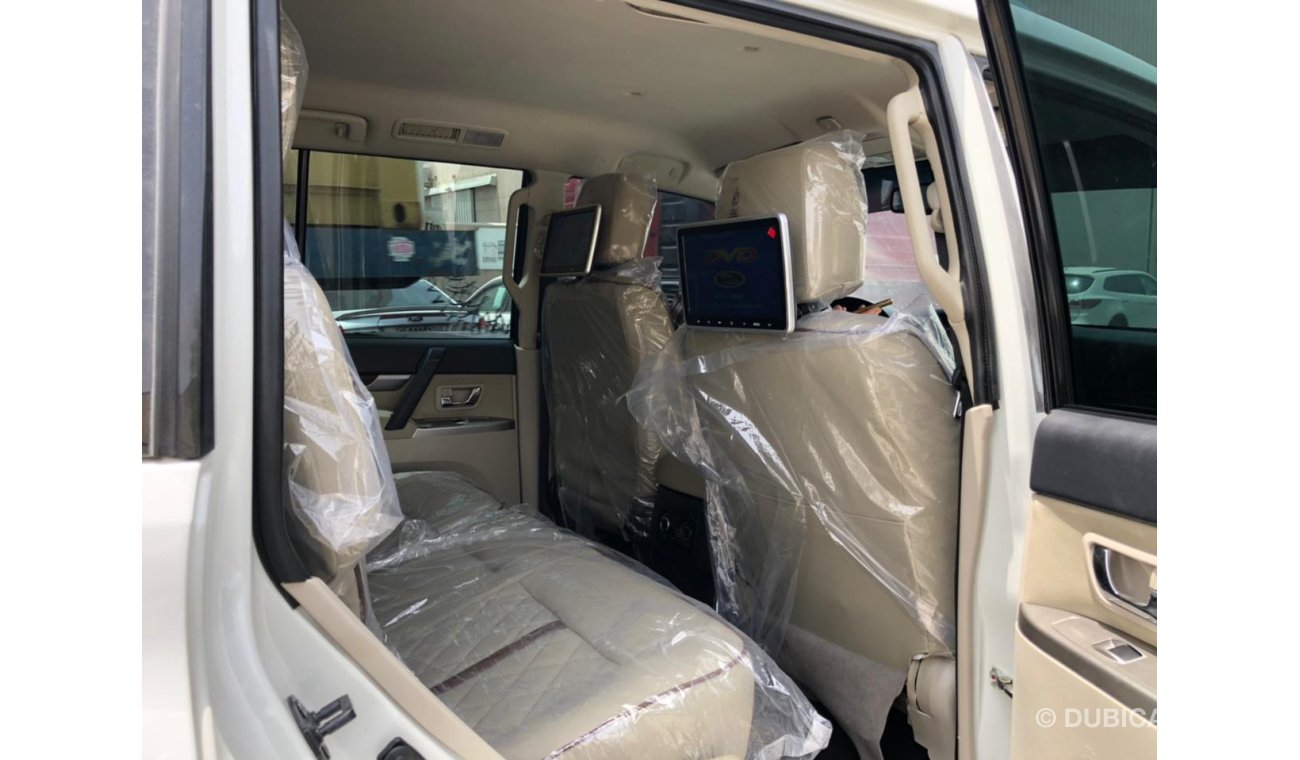 Mitsubishi Pajero 3.5L Petrol, TESLA DVD 16", 1 Power Seat, Leather Seats, Headrest DVD, 17" Rims,  (LOT # MP2017)