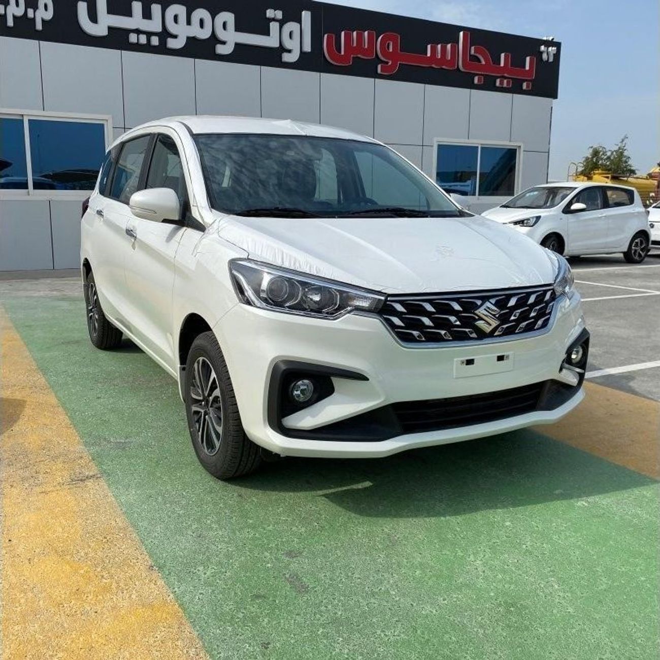 سوزوكي ايرتيغا Suzuki Ertiga GLX,1.5L Petrol, DVD +Camera, Available  Different Colors