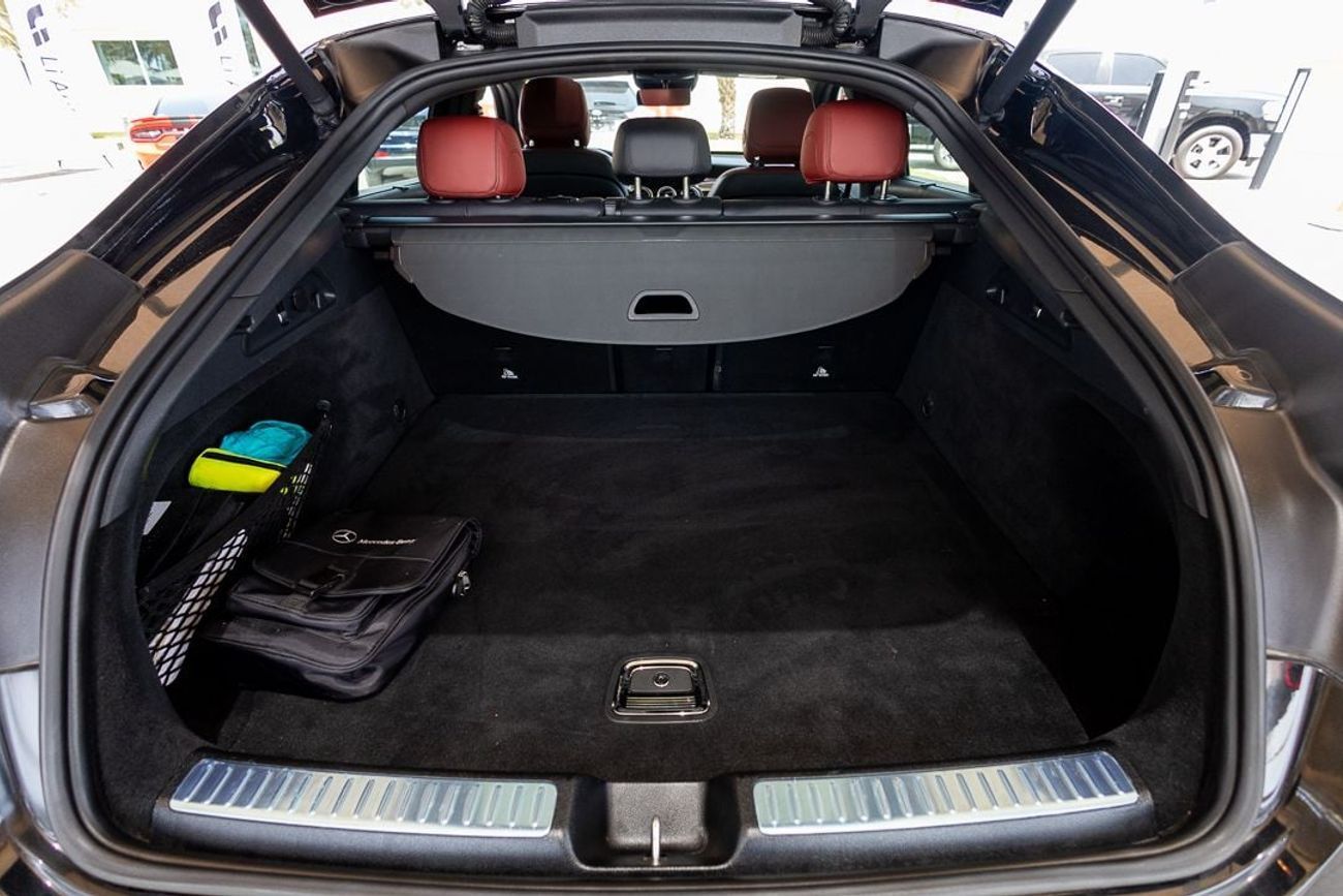 مرسيدس بنز GLC 300 4Matic