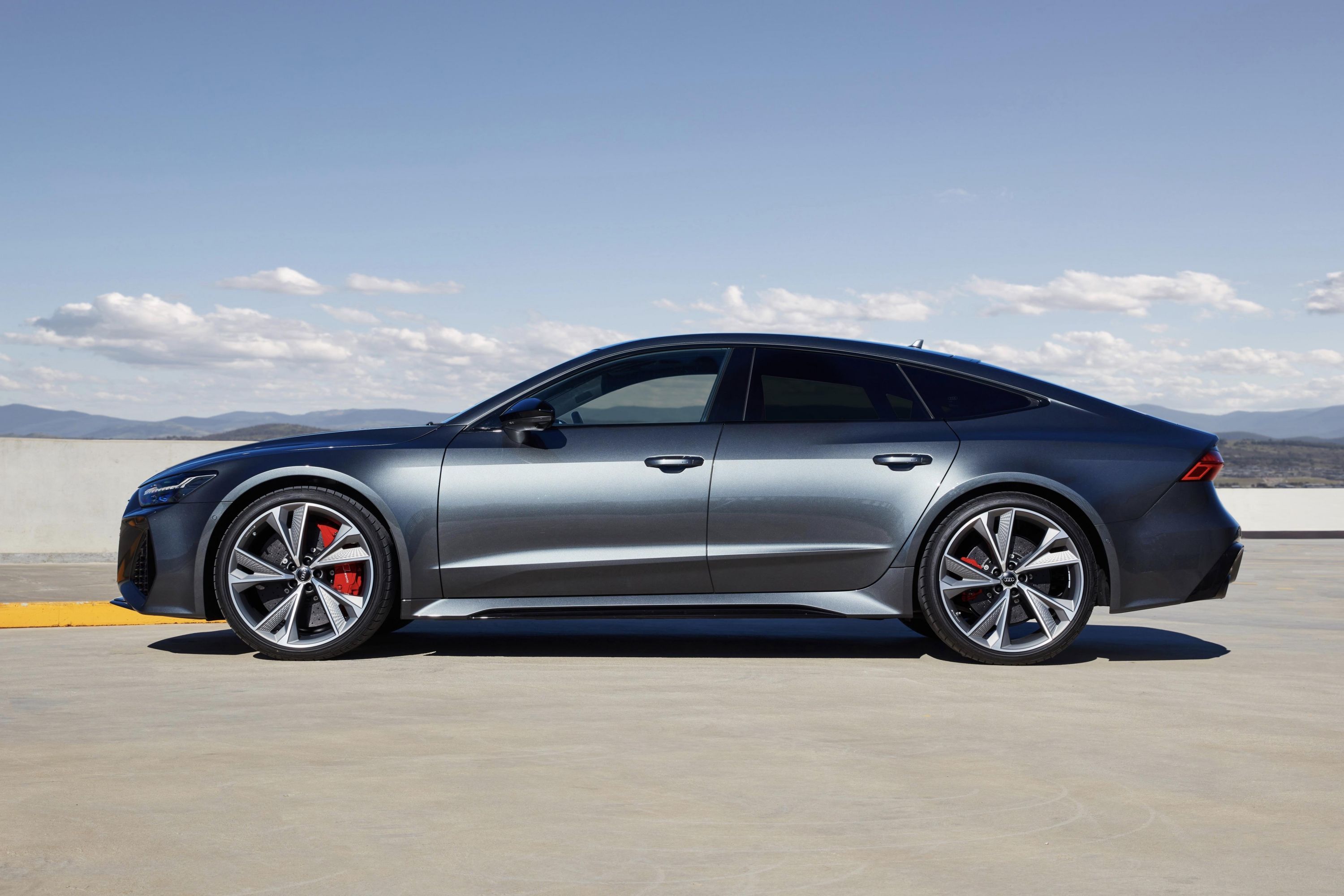 أودي RS7 exterior - Side Profile