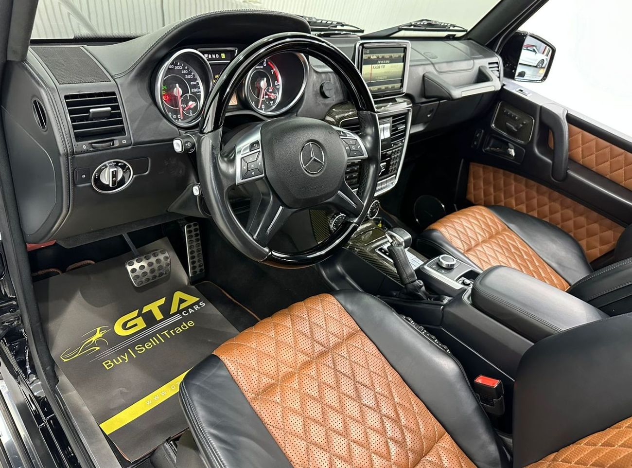 Mercedes-Benz G 63 AMG 2015 Mercedes Benz G63 AMG, Full Service History, Full Options, Excellent Condition, GCC