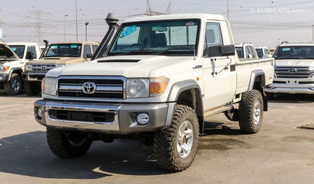 Toyota Land Cruiser Pick Up LX V8 Right hand drive diesel manual 4 5 V8 1VD special offer price