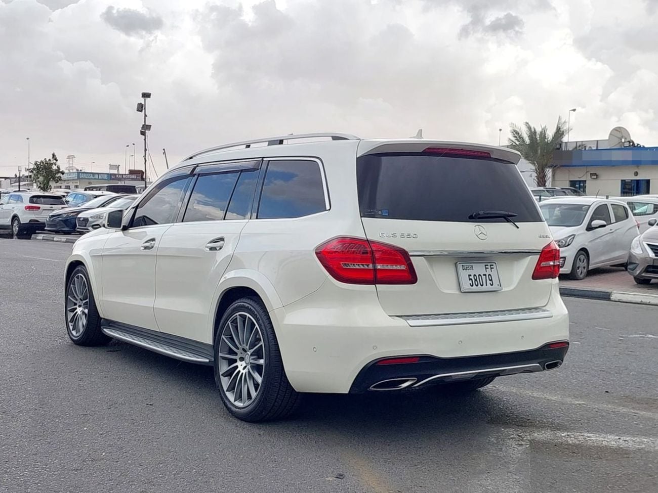مرسيدس بنز GLS 550 MERCEDES-BENZ GLS 550 SUV LHD 2016 MODEL 4.7 PETROL AUTOMATIC (PM18220)