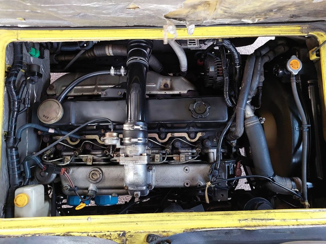 Nissan Civilian NISSAN CIVILIAN BUS RHD 2002 MODEL 4.2 L DIESEL AUTOMATIC(PM10521)